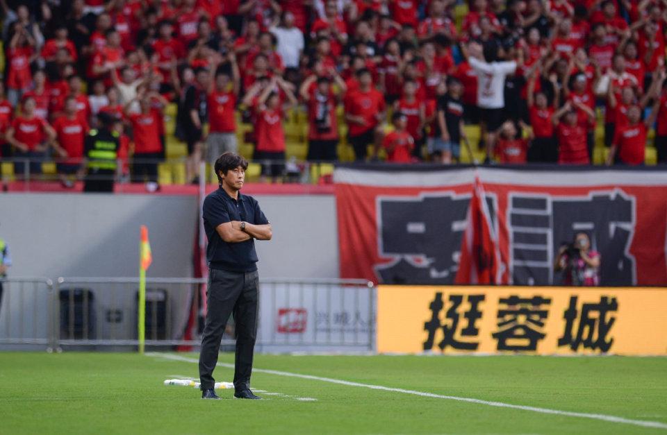 替补席, 支中超球队 替补席, 支中超球队