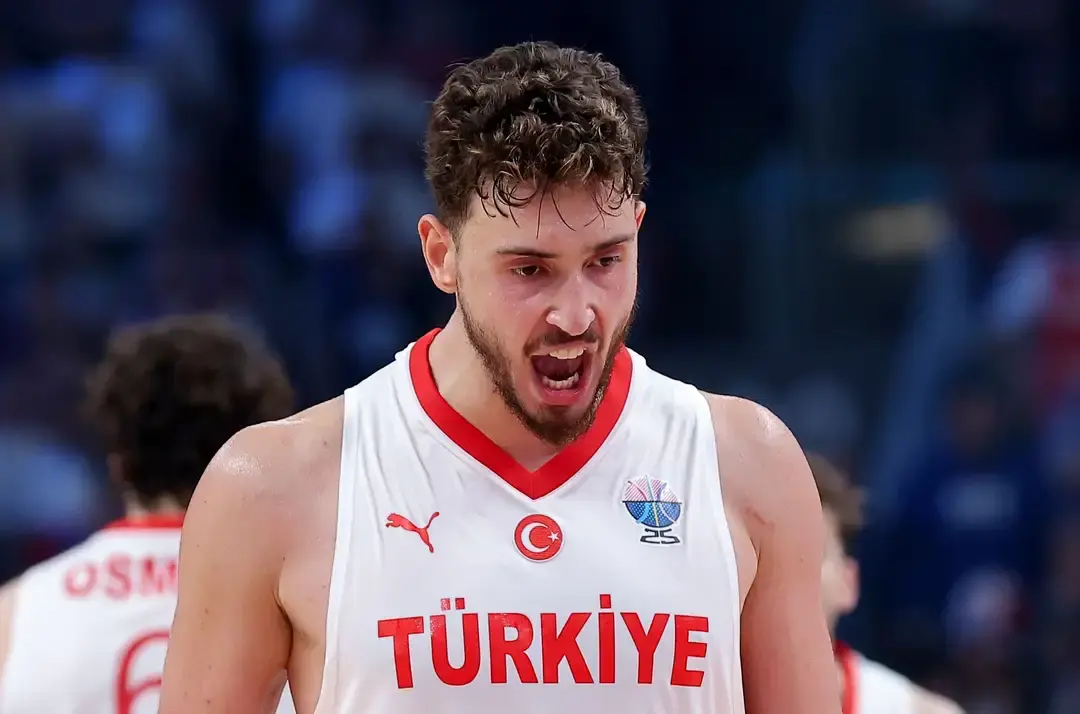 阿德托昆博, 篮板 阿德托昆博, 篮板