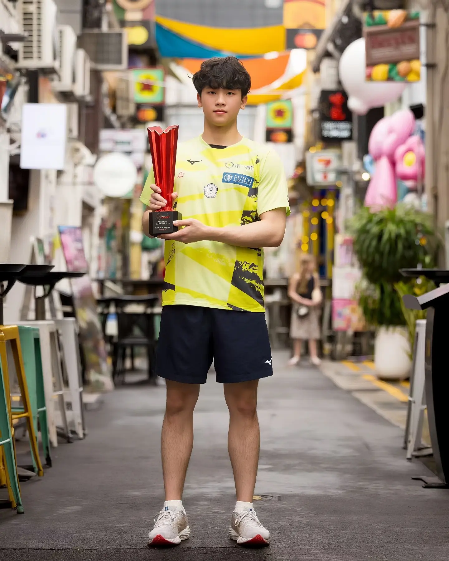 台内无死角, 上只是偶露, div