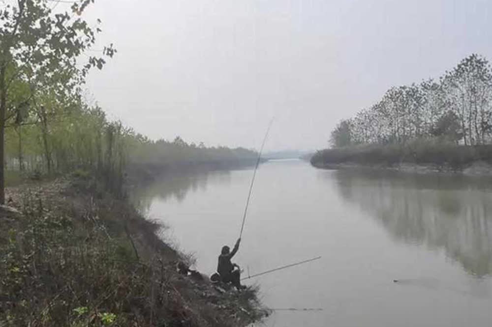 深秋指的是, img 深秋指的是, img